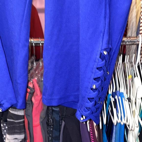 LUXE SLIMS 2x Plus Slim Blue Capri design on ankle like new  size 20 / 22 - Picture 4 of 11